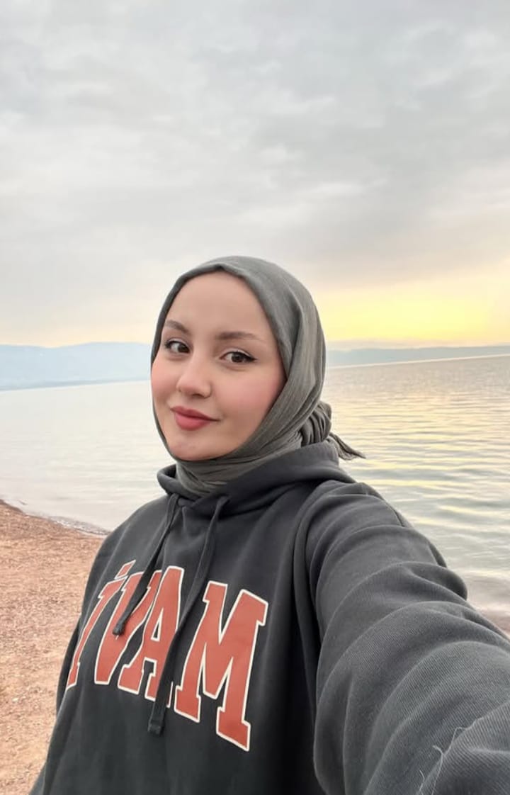 İznik Tombul Bayan Bayan Escort Şeyda